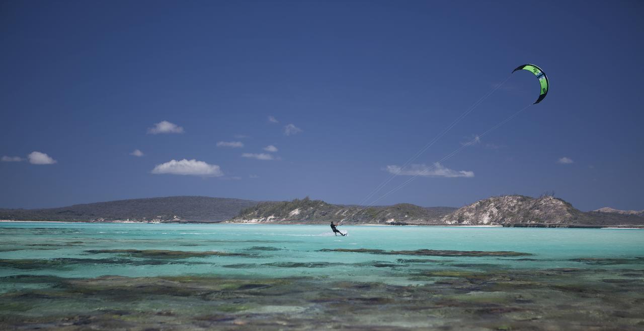 Les Paillottes De Babaomby Hotel Antsiranana Buitenkant foto